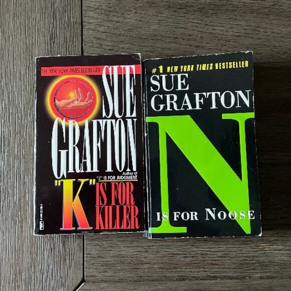 BOOKS ANY 4 FOR $6 - SUE GRAFTON paperback & hardback OTHER AUTHORS AVAILABLE - Picture 3 of 5